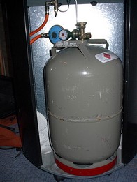 Gas